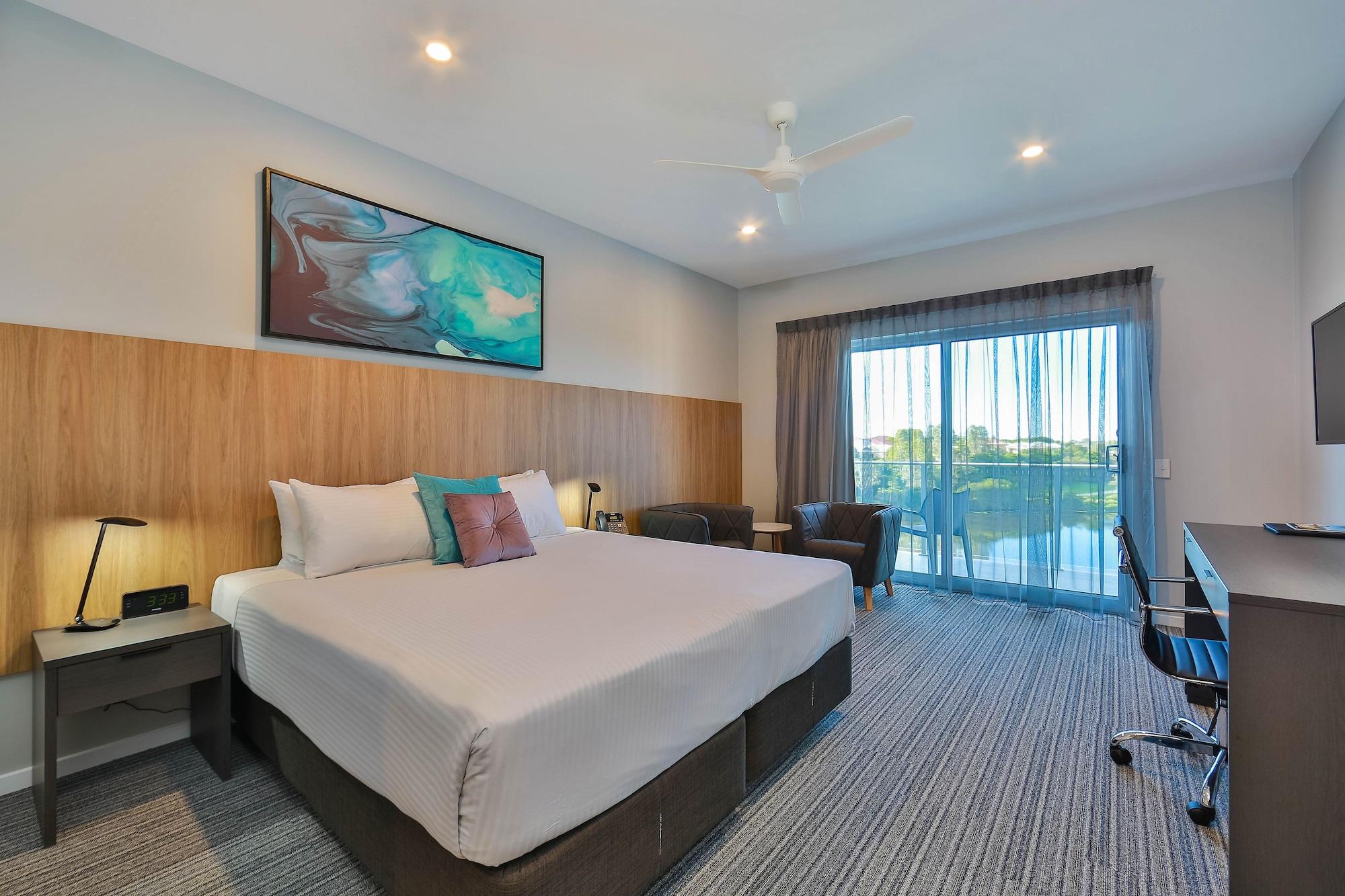 Best Western Plus North Lakes Hotel Luaran gambar